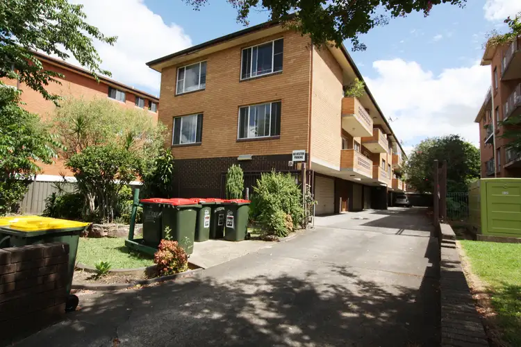 1/9 Acacia Street, Cabramatta NSW 2166