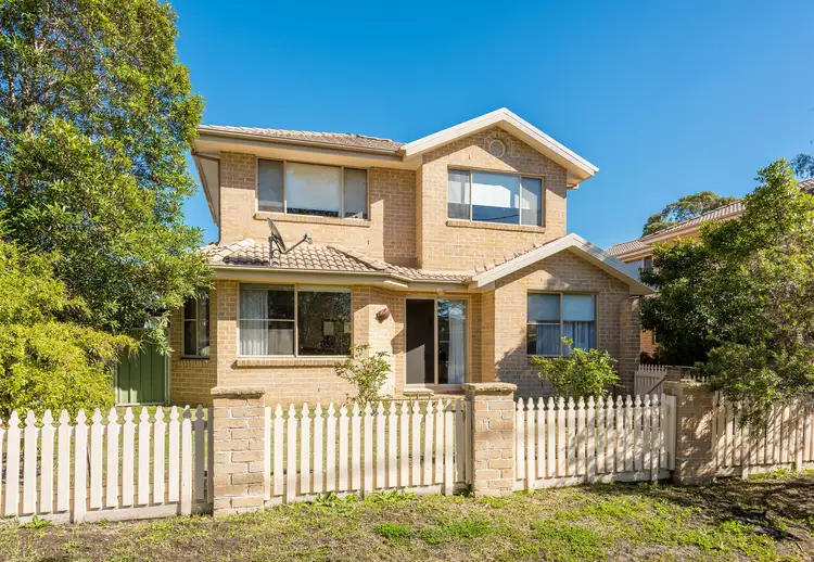 6/3-5 Churchill Ave, Kirrawee NSW 2232
