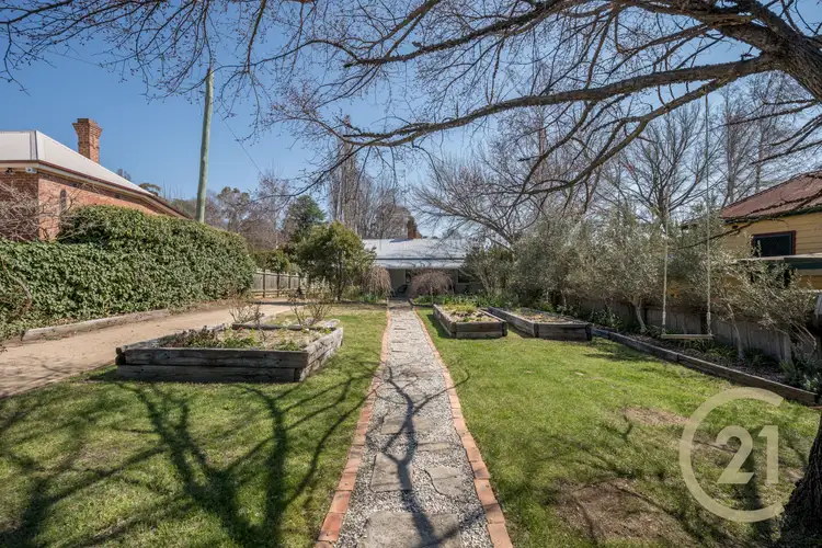 251 Bentinck Street, Bathurst NSW 2795