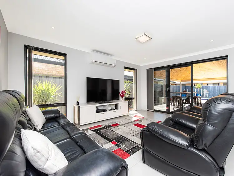 Fourth view of Homely house listing, 20 Mitre Bend, Ellenbrook WA 6069