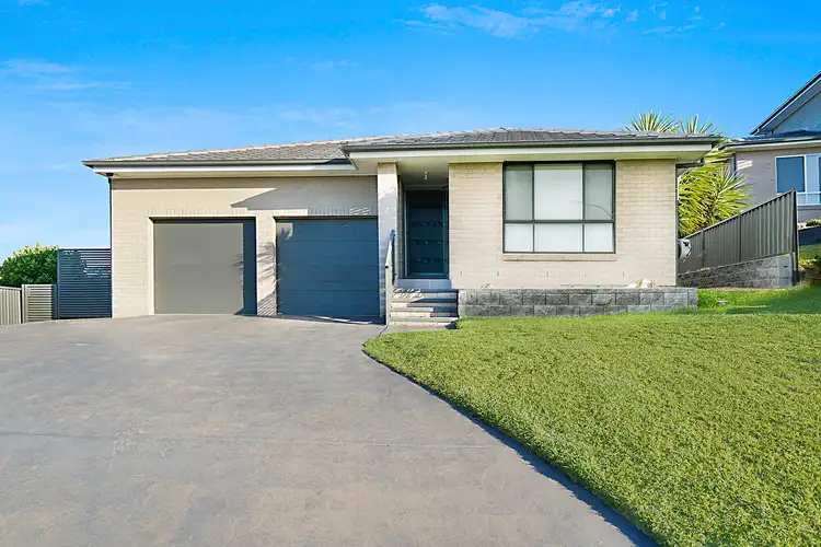 7 Kimberley Place, Macquarie Hills NSW 2285
