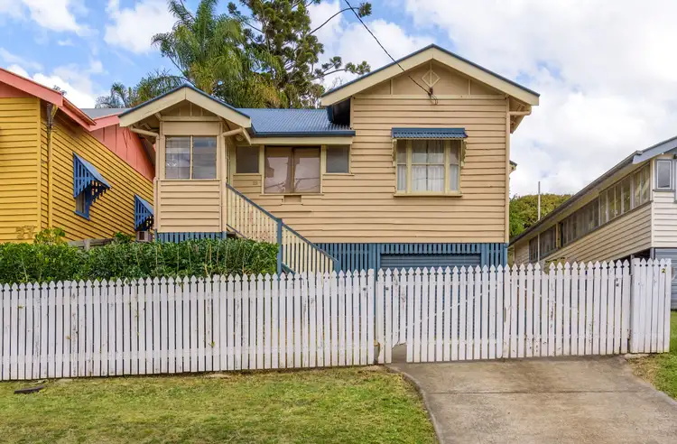 25 Crescent Road, Gympie QLD 4570