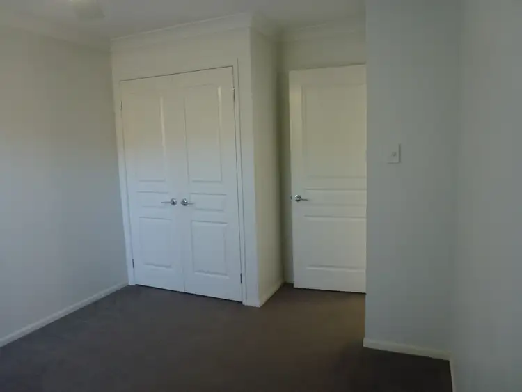 Fifth view of Homely house listing, 20 Lakeaire Circuit, Cameron Park NSW 2285