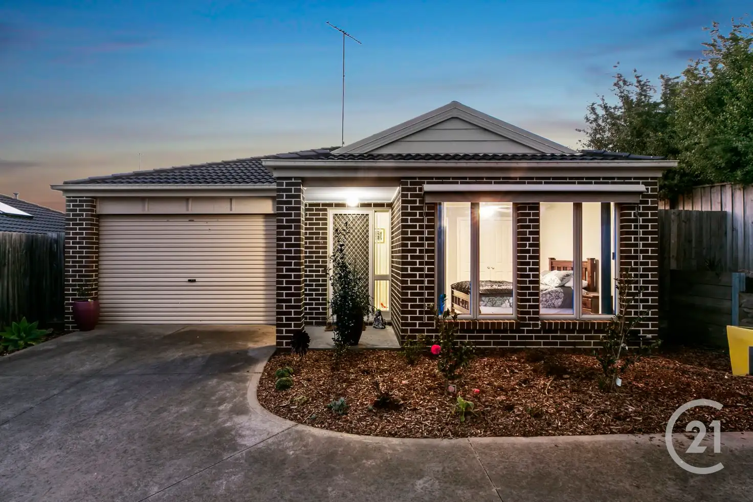 Main view of Homely unit listing, 4/51 Leigh Drive, Pakenham VIC 3810