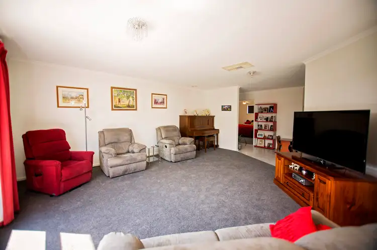 Fifth view of Homely house listing, 3 Struve Court, Echuca VIC 3564