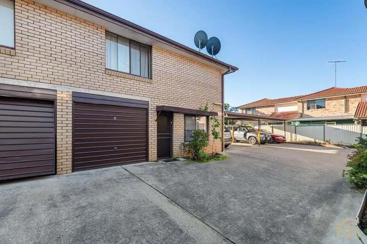4/16 Hardy Street, Fairfield NSW 2165