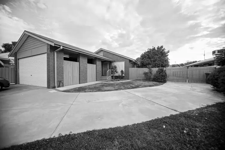 22 Lawson Drive, Moama NSW 2731