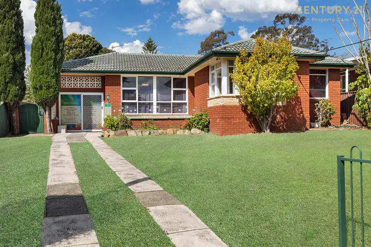 2 Aston Pl, Leumeah NSW 2560
