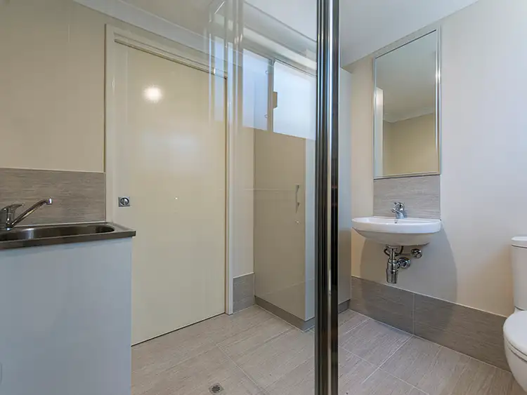 Sixth view of Homely apartment listing, 3/358 Hardey Road, Cloverdale WA 6105