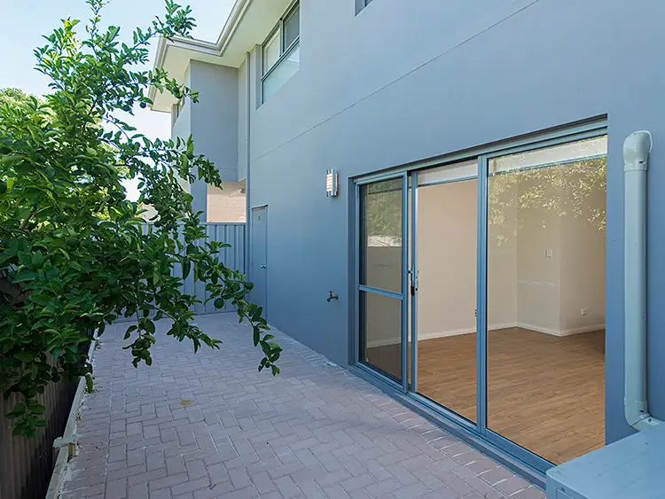 Seventh view of Homely apartment listing, 3/358 Hardey Road, Cloverdale WA 6105
