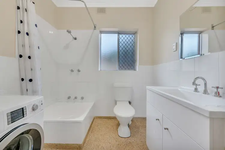 Fifth view of Homely unit listing, 2/44 Farnham Road, Keswick SA 5035