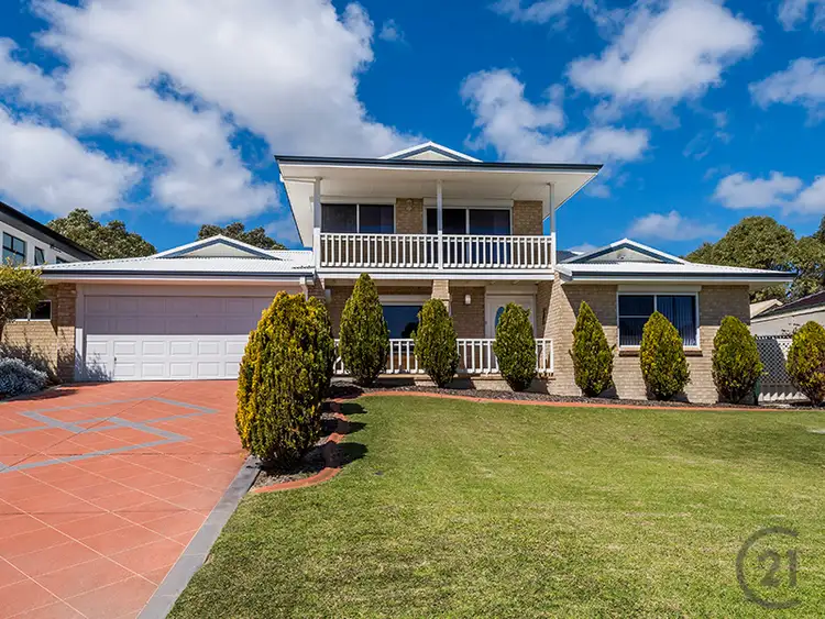 18 Hamilton Way, Silver Sands WA 6210
