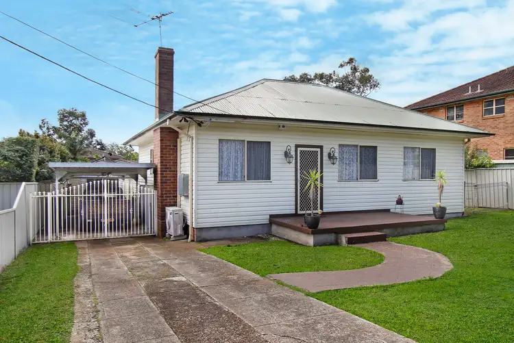 5 Eighth Avenue, Seven Hills NSW 2147