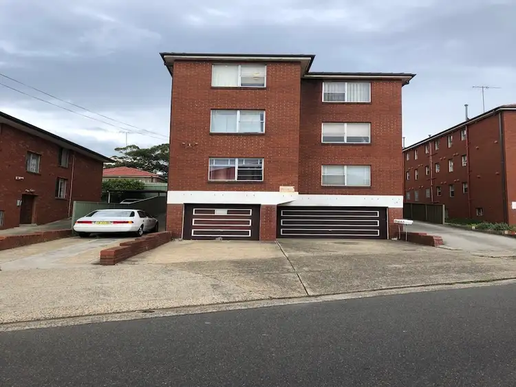 4/19 Brittain Crescent