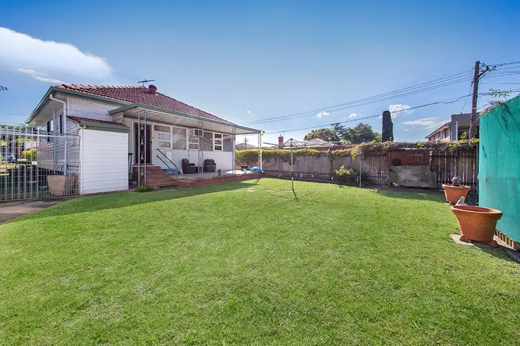 Third view of Homely house listing, 10 Stephanie Street, Padstow NSW 2211