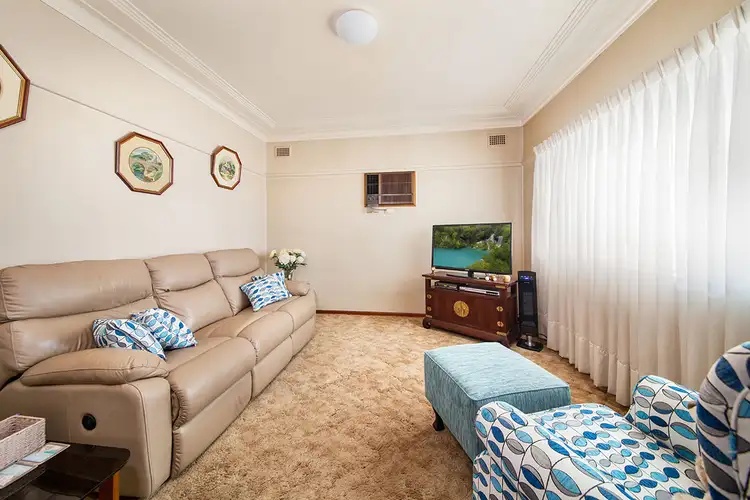 Fifth view of Homely house listing, 10 Stephanie Street, Padstow NSW 2211