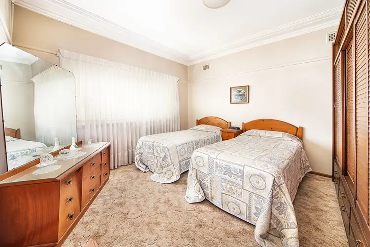 Sixth view of Homely house listing, 10 Stephanie Street, Padstow NSW 2211