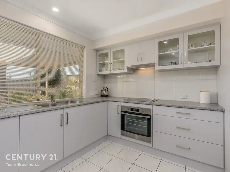 Fifth view of Homely villa listing, 2/12 Blythe Place, Willetton WA 6155