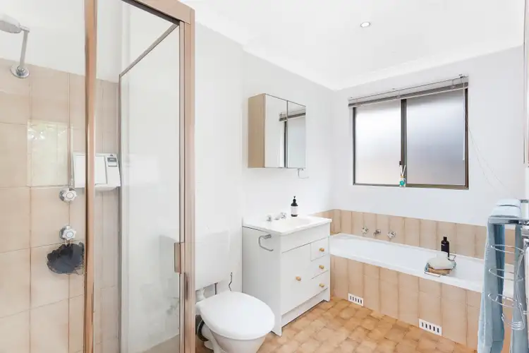 Seventh view of Homely apartment listing, 27 / 94-100 Flora Street, Sutherland NSW 2232