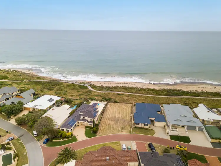 3 Capricorn Mews, Halls Head WA 6210