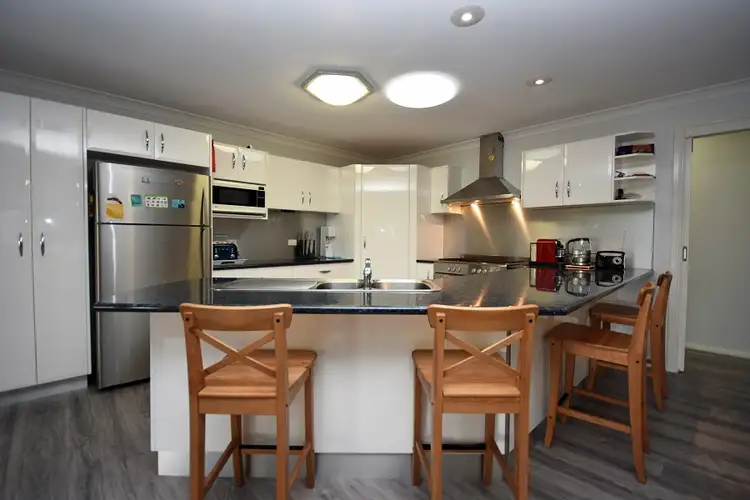 90 St Georges Terrace, Dubbo NSW 2830
