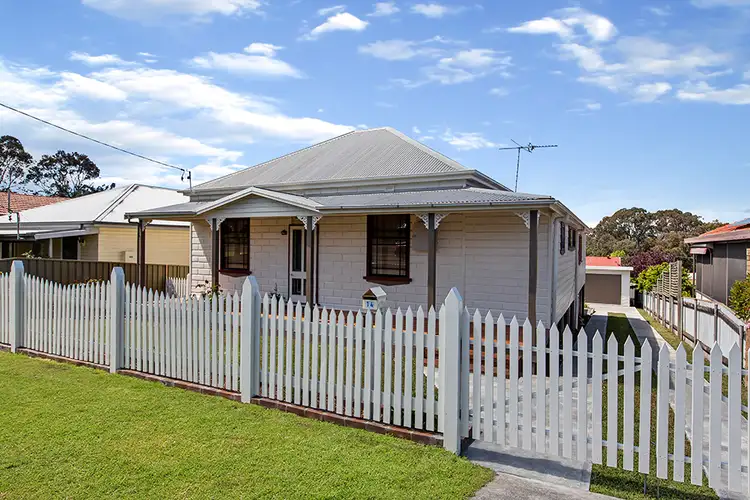 14 Sinclair Street, East Maitland NSW 2323
