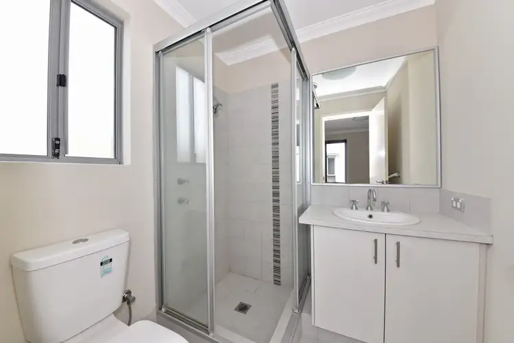 Fourth view of Homely villa listing, 5/15 Titian Way, Tapping WA 6065