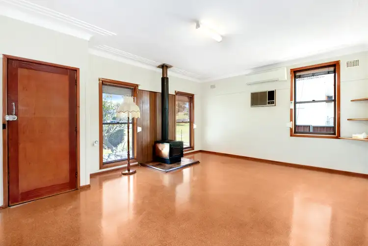 Fourth view of Homely house listing, 4 Anne Avenue, Seven Hills NSW 2147