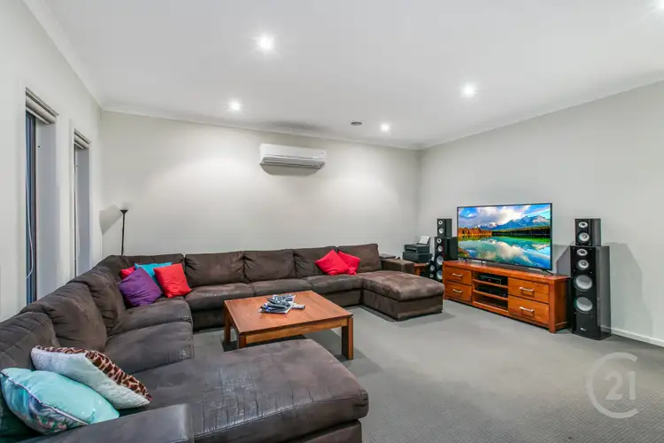 Fourth view of Homely house listing, 10 Laurina Link, Pakenham VIC 3810
