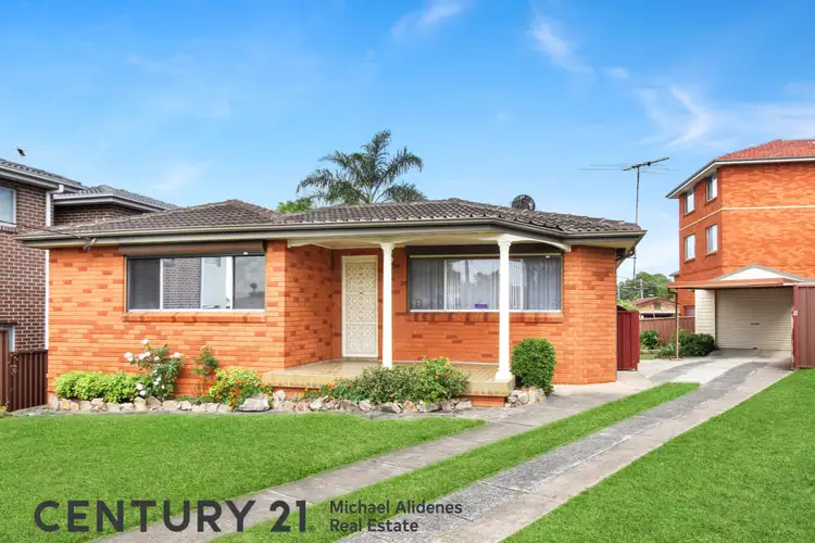 4 Lofts Avenue, Roselands NSW 2196