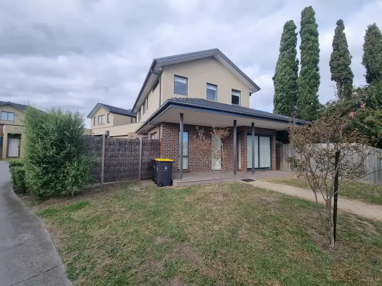 1/5 Hourigan Avenue, Clayton VIC 3168