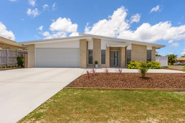27 Banksia Avenue, Tin Can Bay QLD 4580
