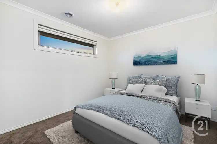 Second view of Homely house listing, 33 Sapphire Crescent, Pakenham VIC 3810