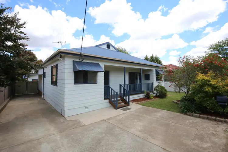 145 Clinton Street, Orange NSW 2800