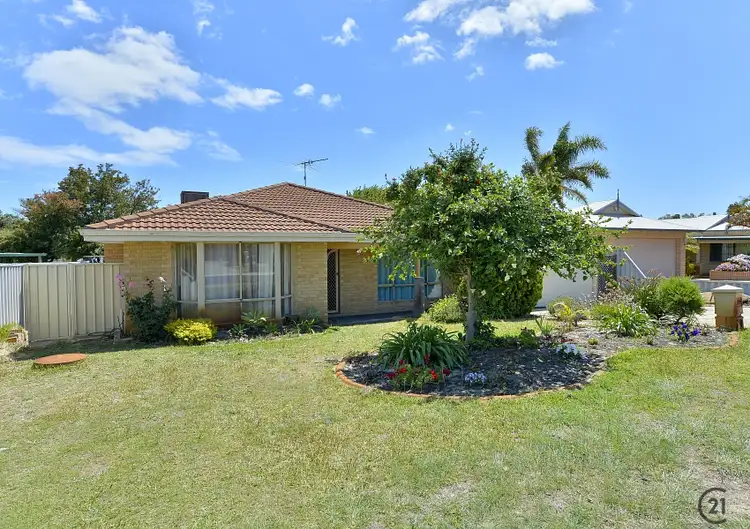 Second view of Homely house listing, 10 Carradale Mews, Erskine WA 6210