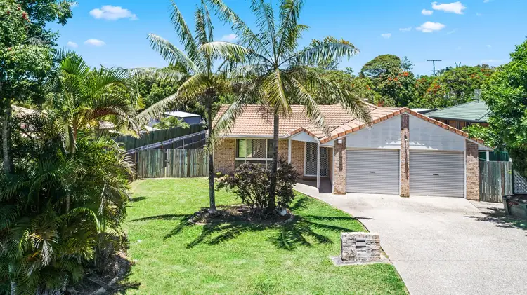 4 Greenhaven Close, Burnside QLD 4560