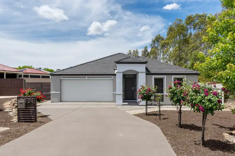 24 Tate Avenue, Mount Barker SA 5251