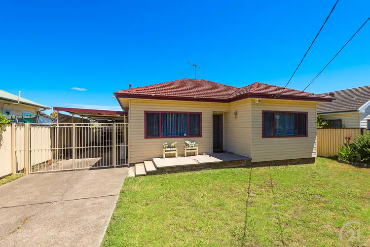 10 Blackford Street, Fairfield East NSW 2165