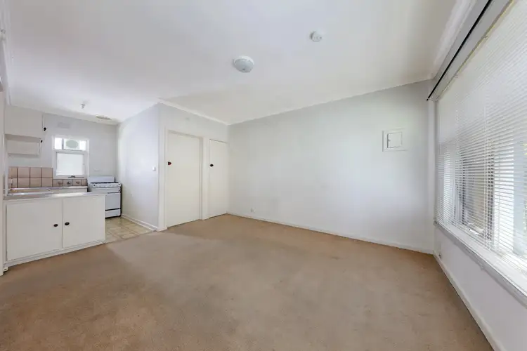 Fourth view of Homely flat listing, 5/14 Cardigan Street, St Kilda East VIC 3183