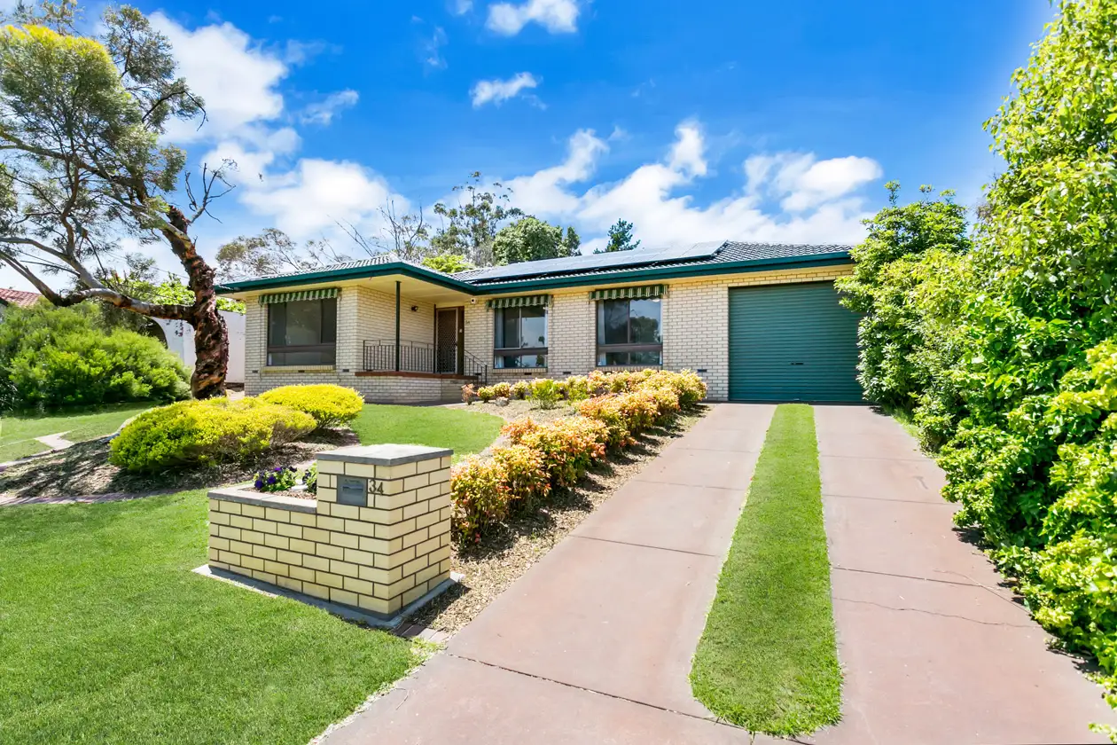 Main view of Homely house listing, 34 Lynlee Crescent, Huntfield Heights SA 5163