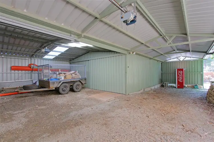 1 Millbrace Glen, Byford WA 6122