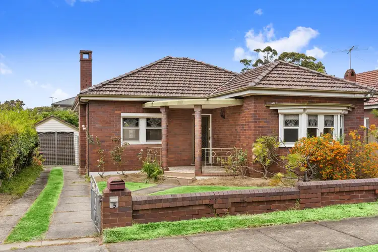 5 Noeline Street, Hurstville NSW 2220