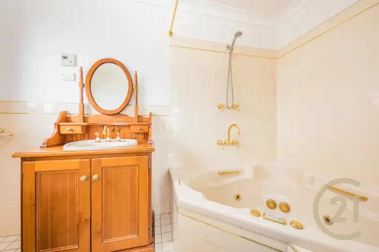 Seventh view of Homely house listing, 4 Emerald Drive, Kelso NSW 2795