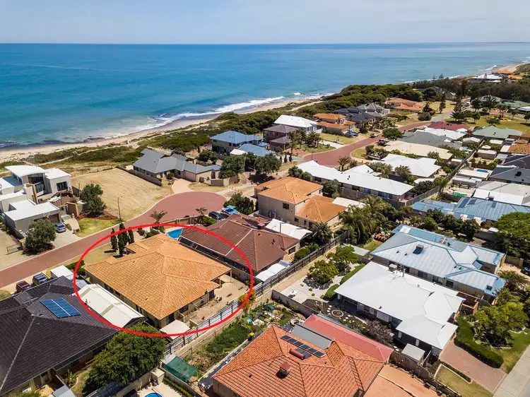 12 Capricorn Mews, Halls Head WA 6210