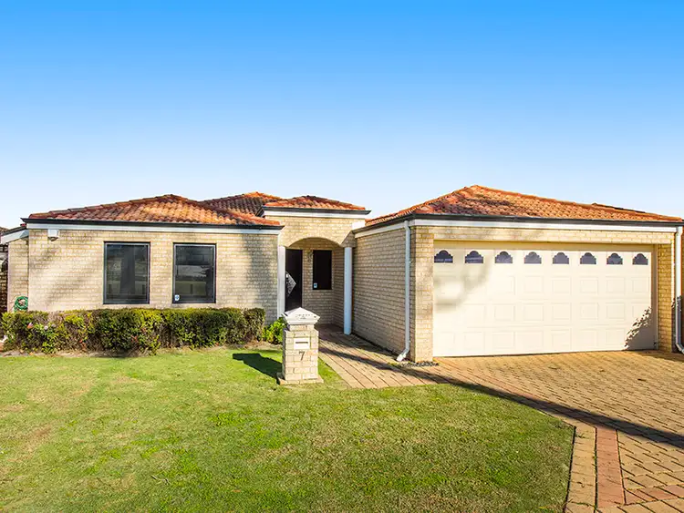 Second view of Homely house listing, 7 Roma Vista, Ellenbrook WA 6069