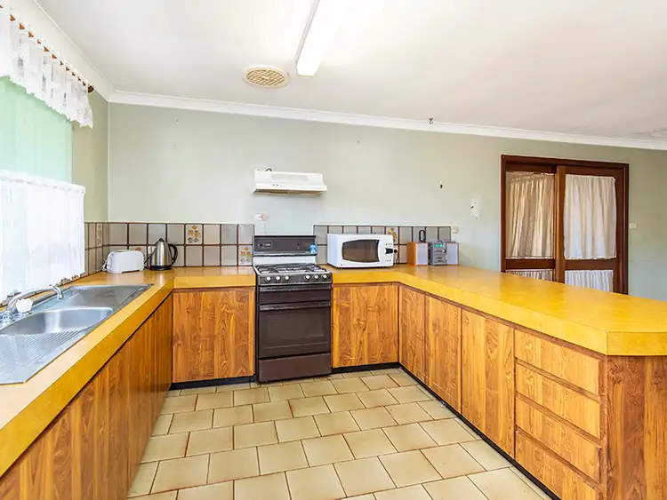 Seventh view of Homely house listing, 5 Murray Drive, Withers WA 6230