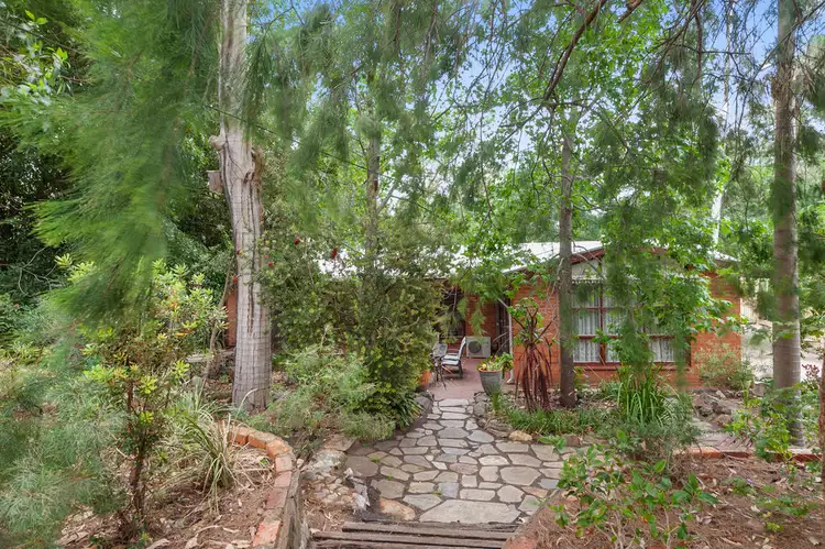 18 Hobart Crescent, Banksia Park SA 5091