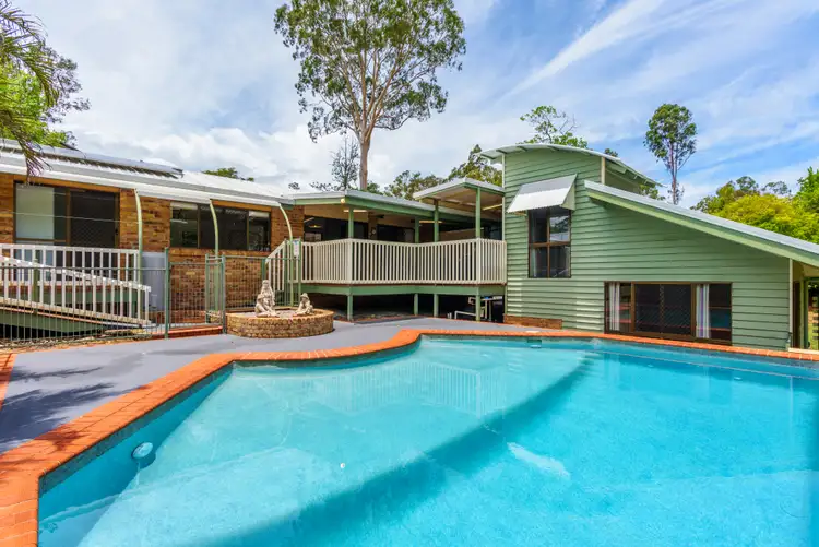 30 Heather Street, Southside QLD 4570