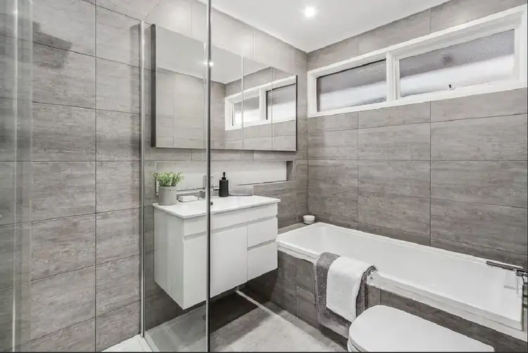 Fourth view of Homely house listing, 5 LOCHARN CRES, Keysborough VIC 3173