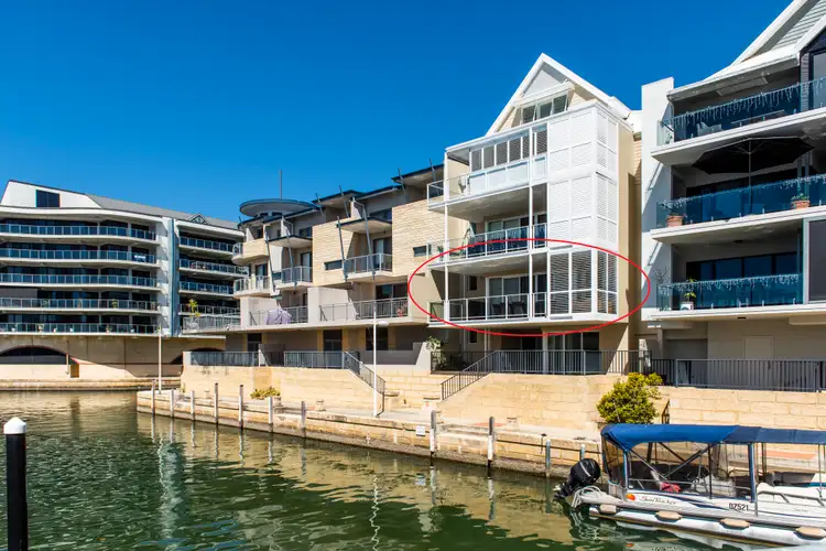 1/16 Cannaregio Square, Mandurah WA 6210